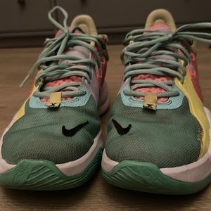 PG basketball shoes size 12